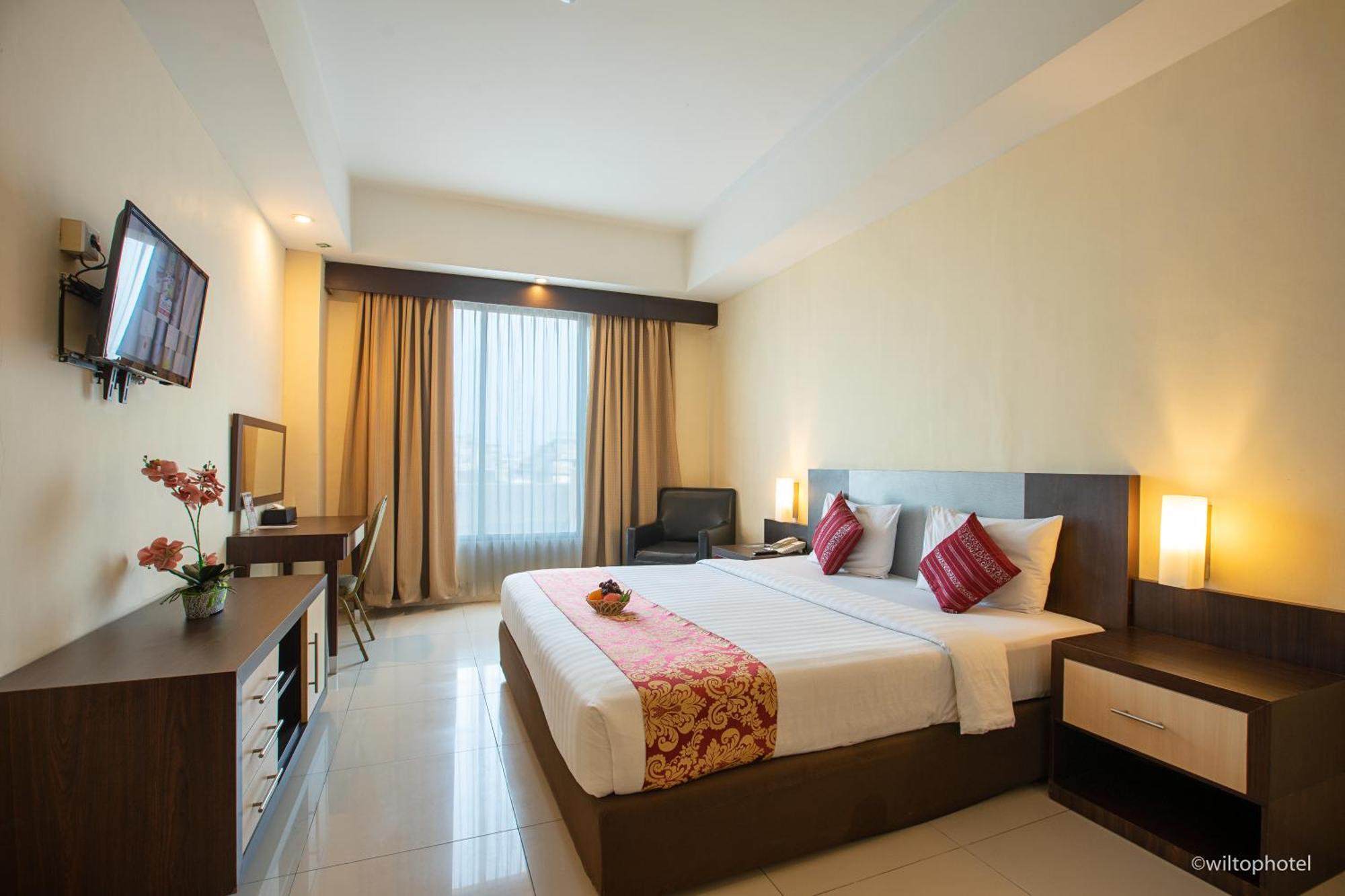 Wiltop By Bencoolen Hotel Jambi Exterior photo